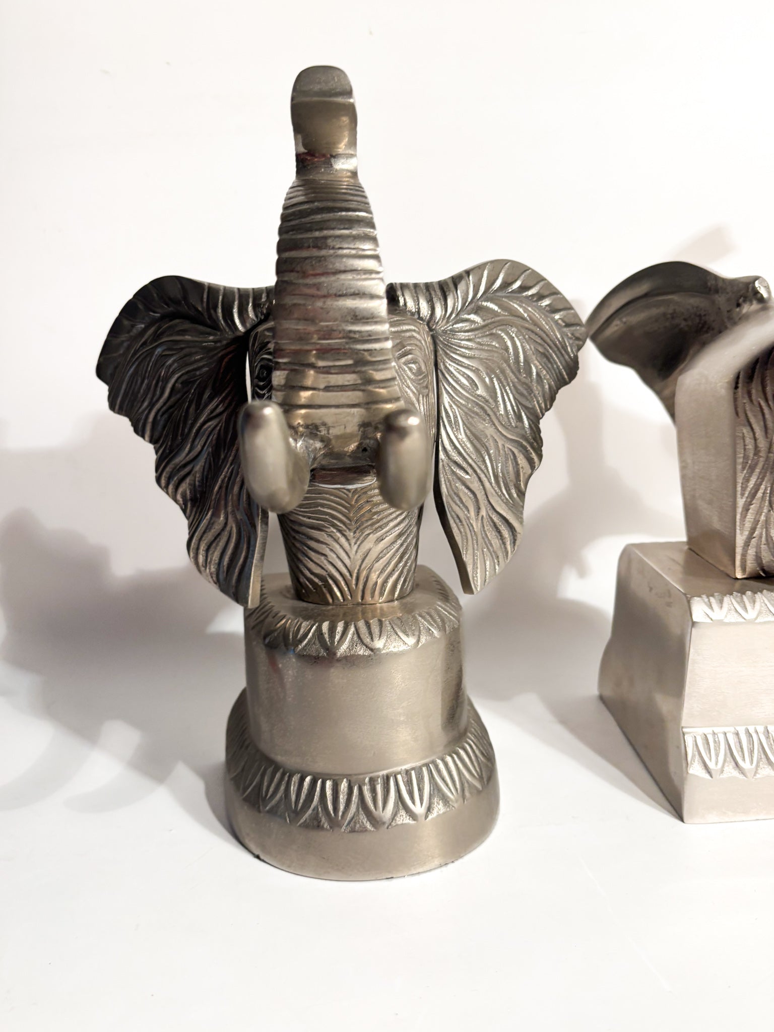 Coppia di Fermalibri a Forma di Elefante in Metallo Anni 80
