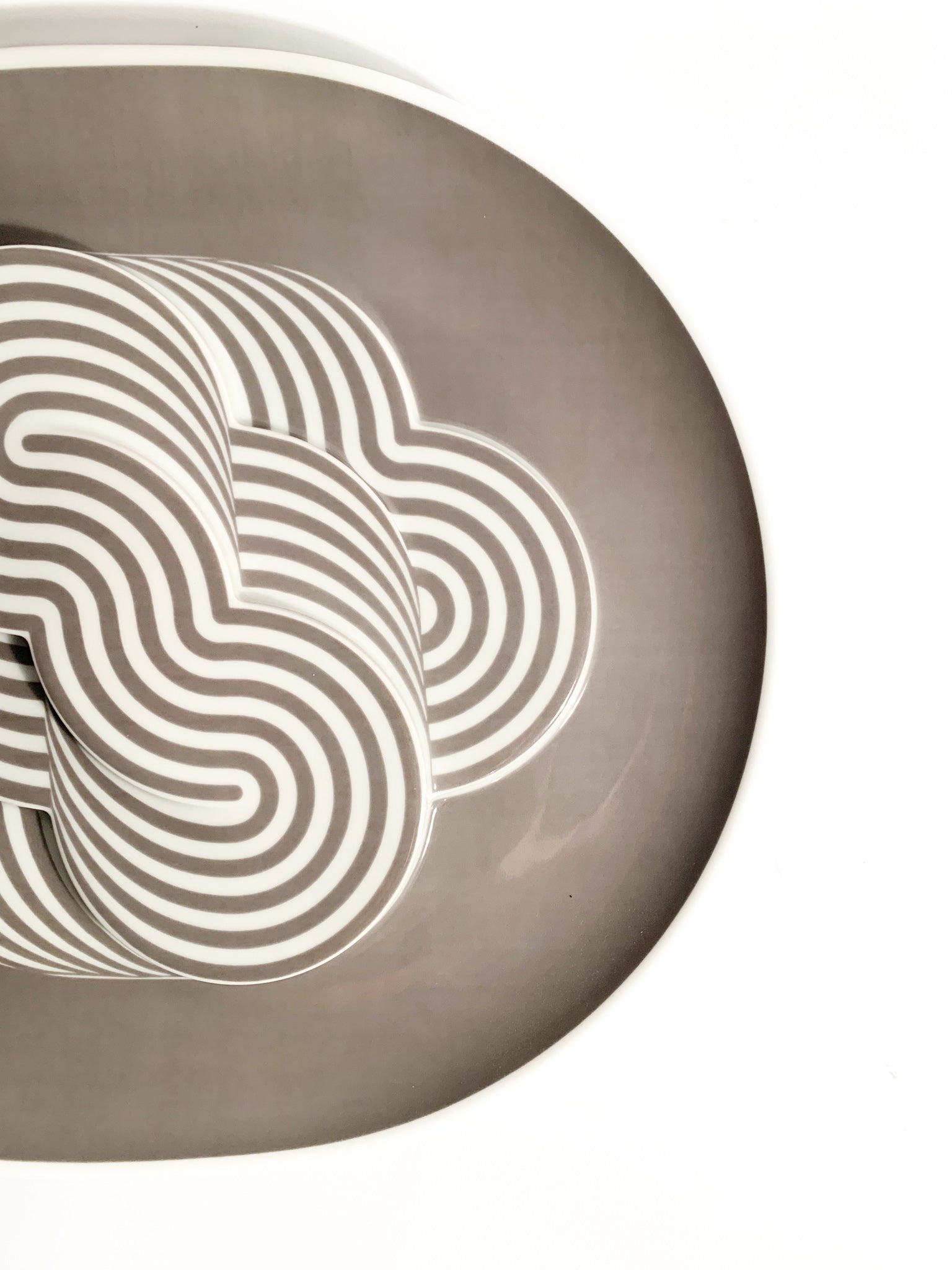 Plate Sculpted in Relief in Porcelain by Rosenthal Studio Linie from 1972