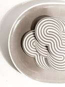 Piatto Scolpito in Rilievo in Porcellana di Rosenthal Studio Linie del 1972