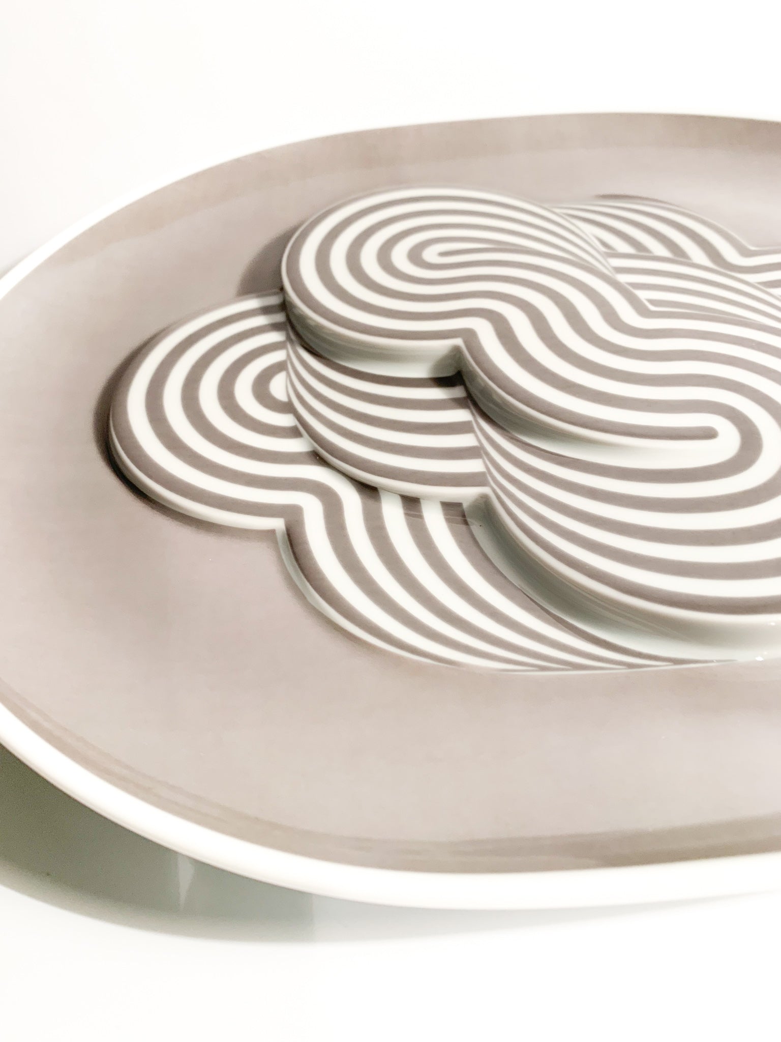 Plate Sculpted in Relief in Porcelain by Rosenthal Studio Linie from 1972