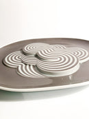 Piatto Scolpito in Rilievo in Porcellana di Rosenthal Studio Linie del 1972