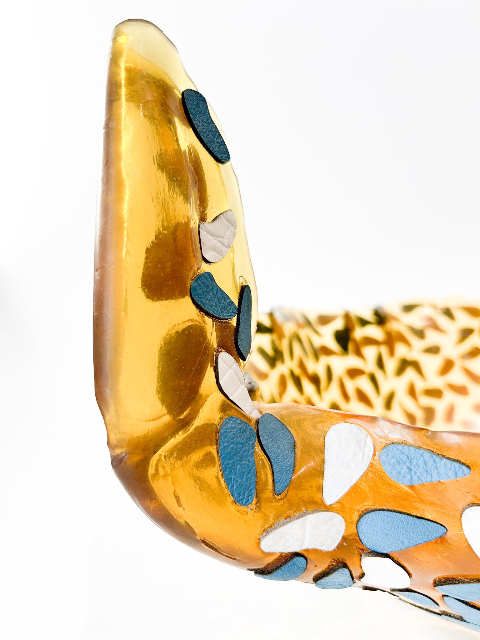 Fruit Basket in Resin and Leather by NativoCampana for Corsi Design 2015