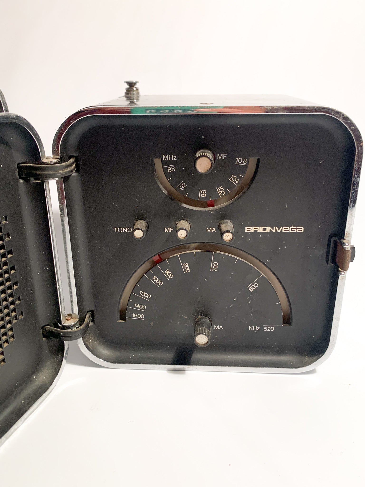 Radio Cubo Brionvega Black Designed by Richard Sapper and Marco Zanuso