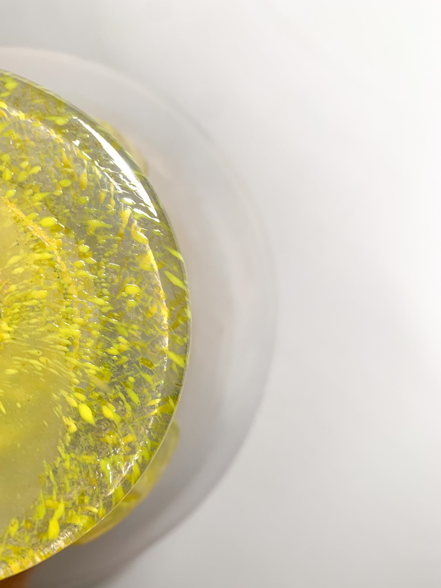 Vaso in Vetro Scavo di Murano Iridescente Giallo Anni 40