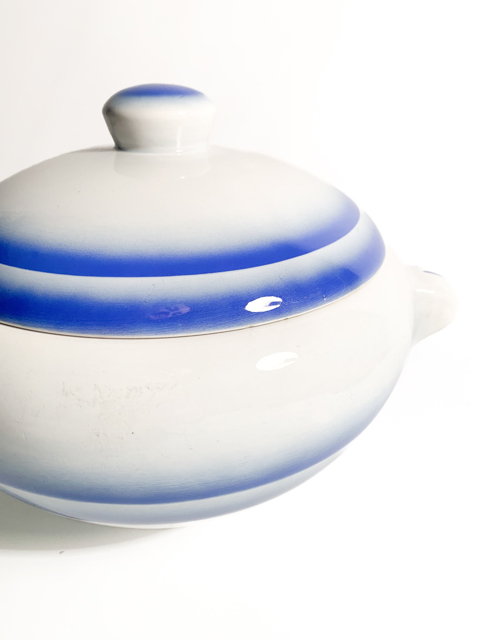 White and Blue Ceramic Centerpiece Tureen by Galvani Pordenone from the 1950s