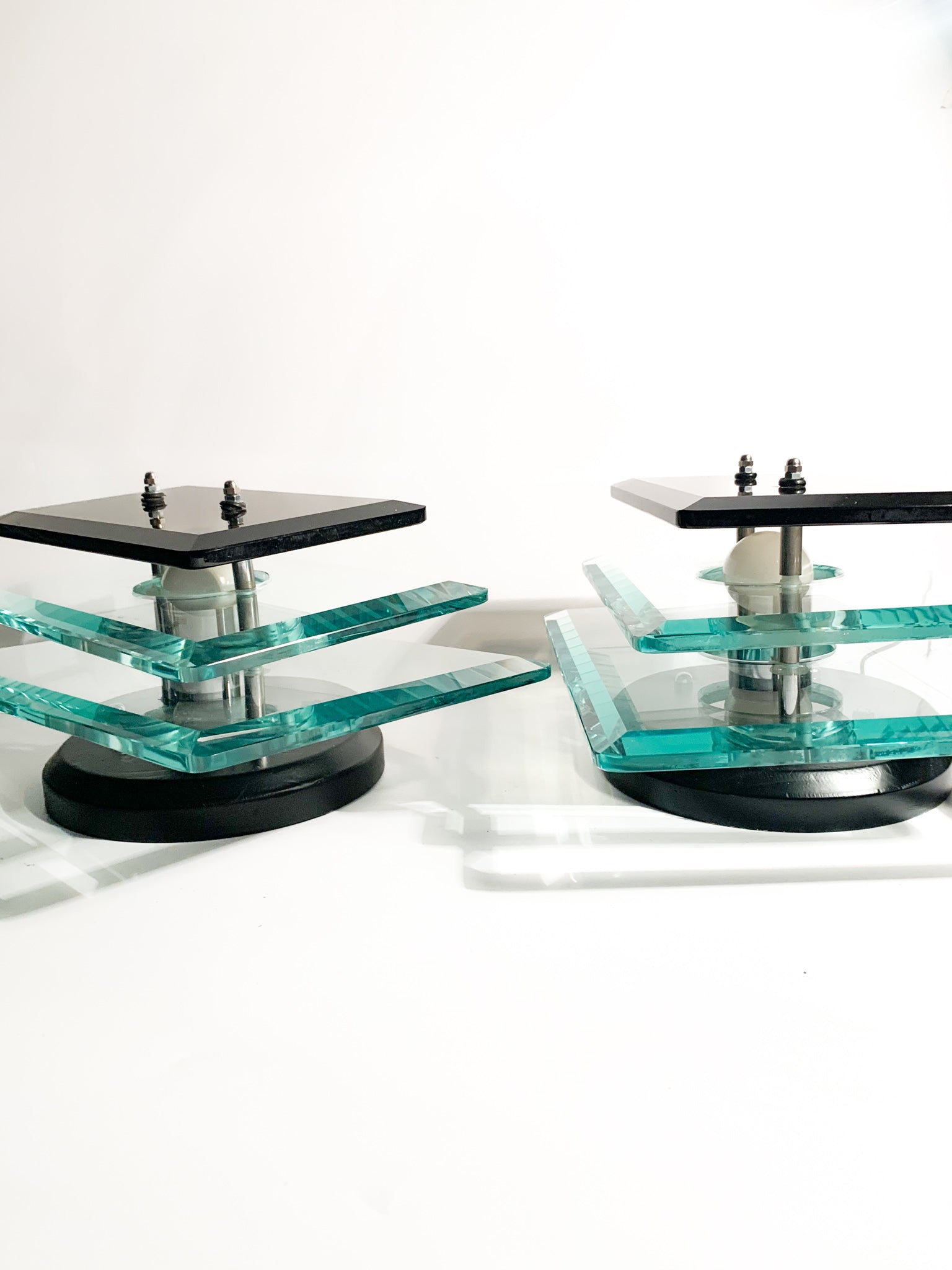 Coppia di Applique in Cristallo Azzurro e Grigio Veca Anni 70