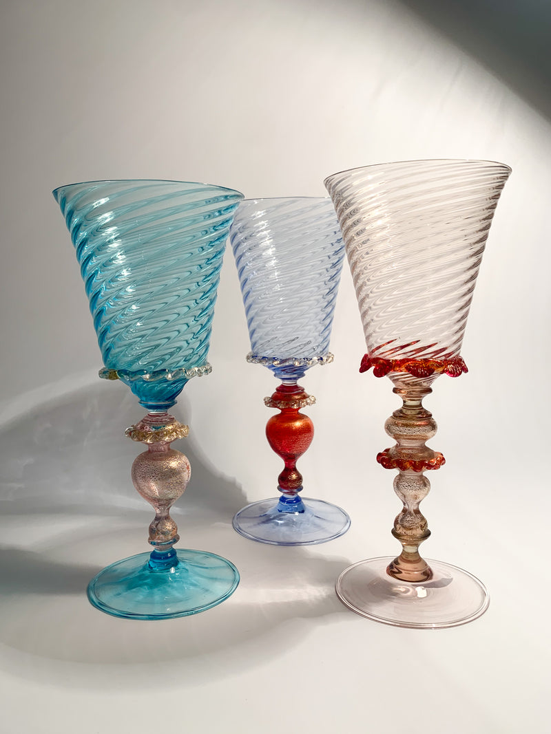 Bicchiere da Collezione in Vetro di Murano Rosa e Rosso Foglia d'Oro Anni 50