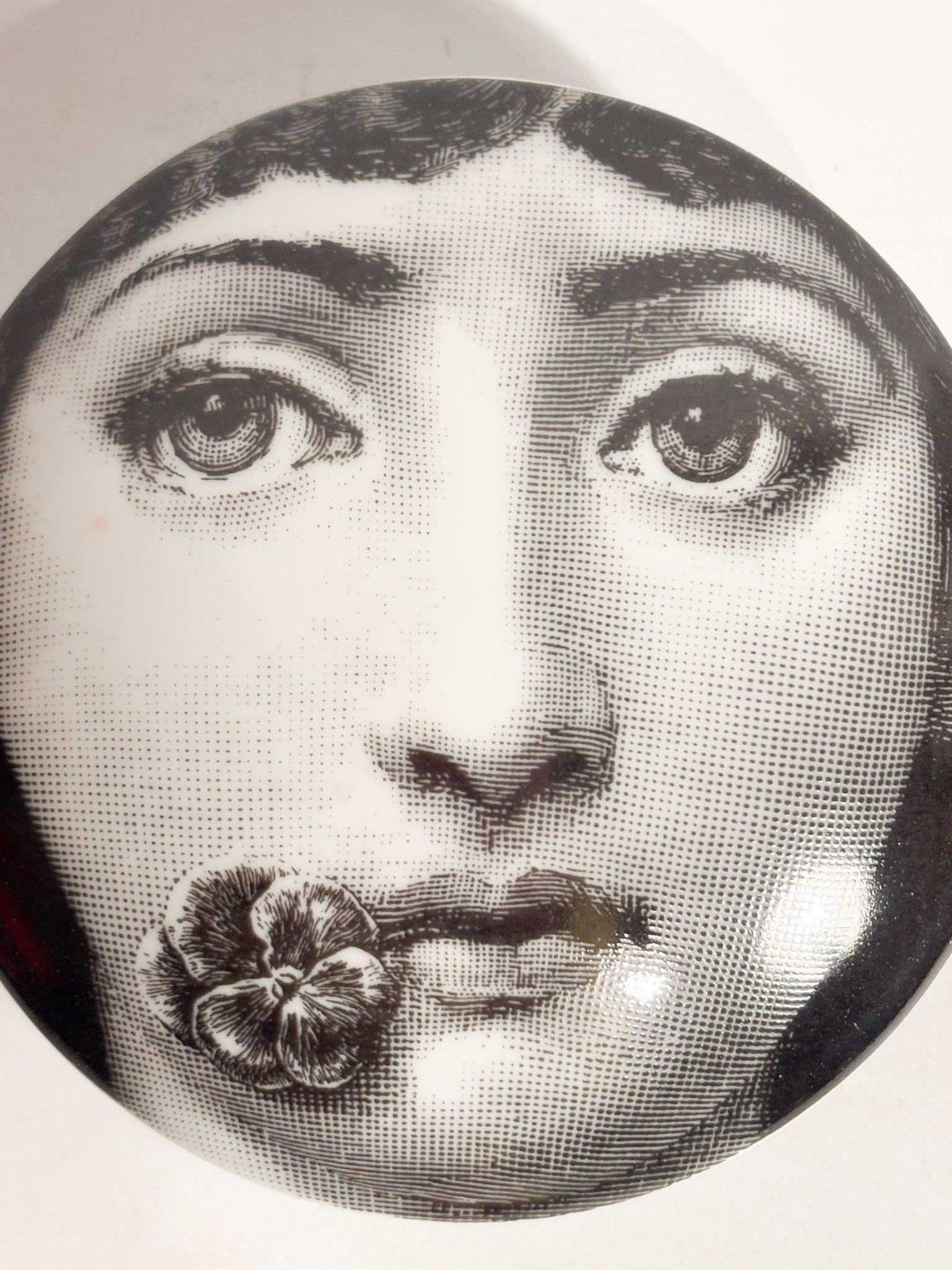 Scatola Tonda Tema e Variazioni n. 137 di Fornasetti Anni 70