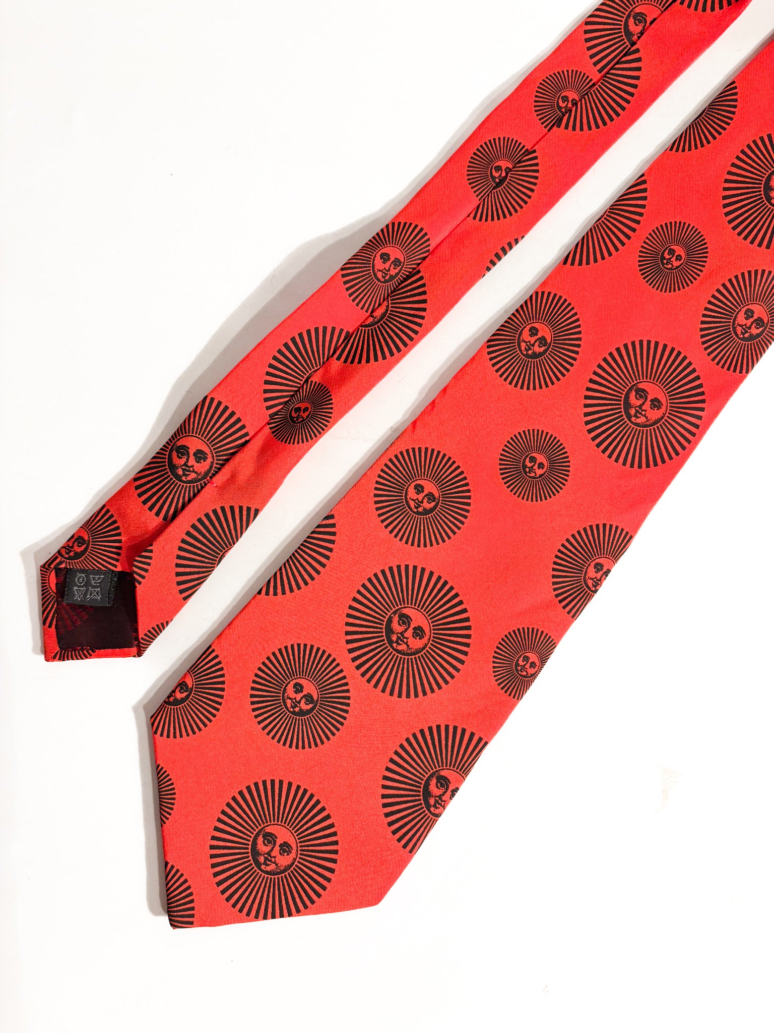 Cravatta in Seta Rossa "Sole" di Piero Fornasetti Anni 60