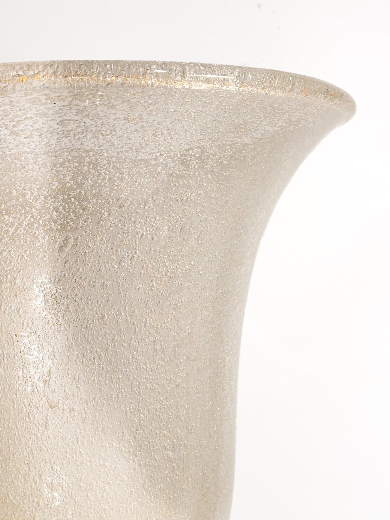 Vaso in Vetro di Murano Pulegoso Dorato Anni 50