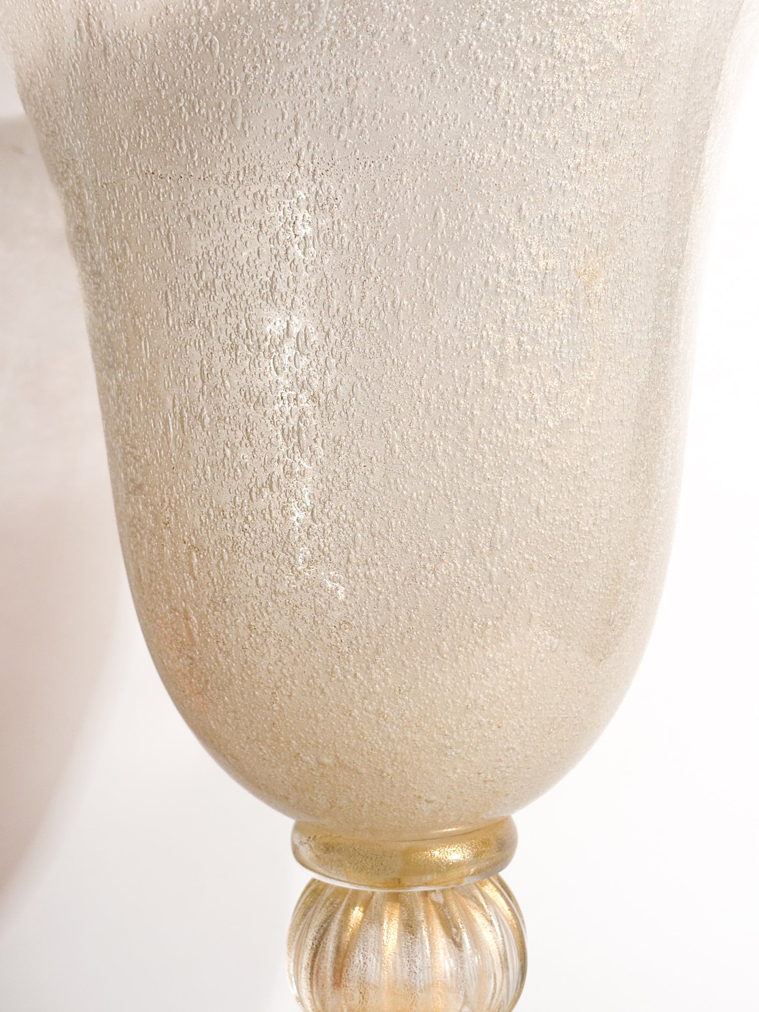 Vaso in Vetro di Murano Pulegoso Dorato Anni 50