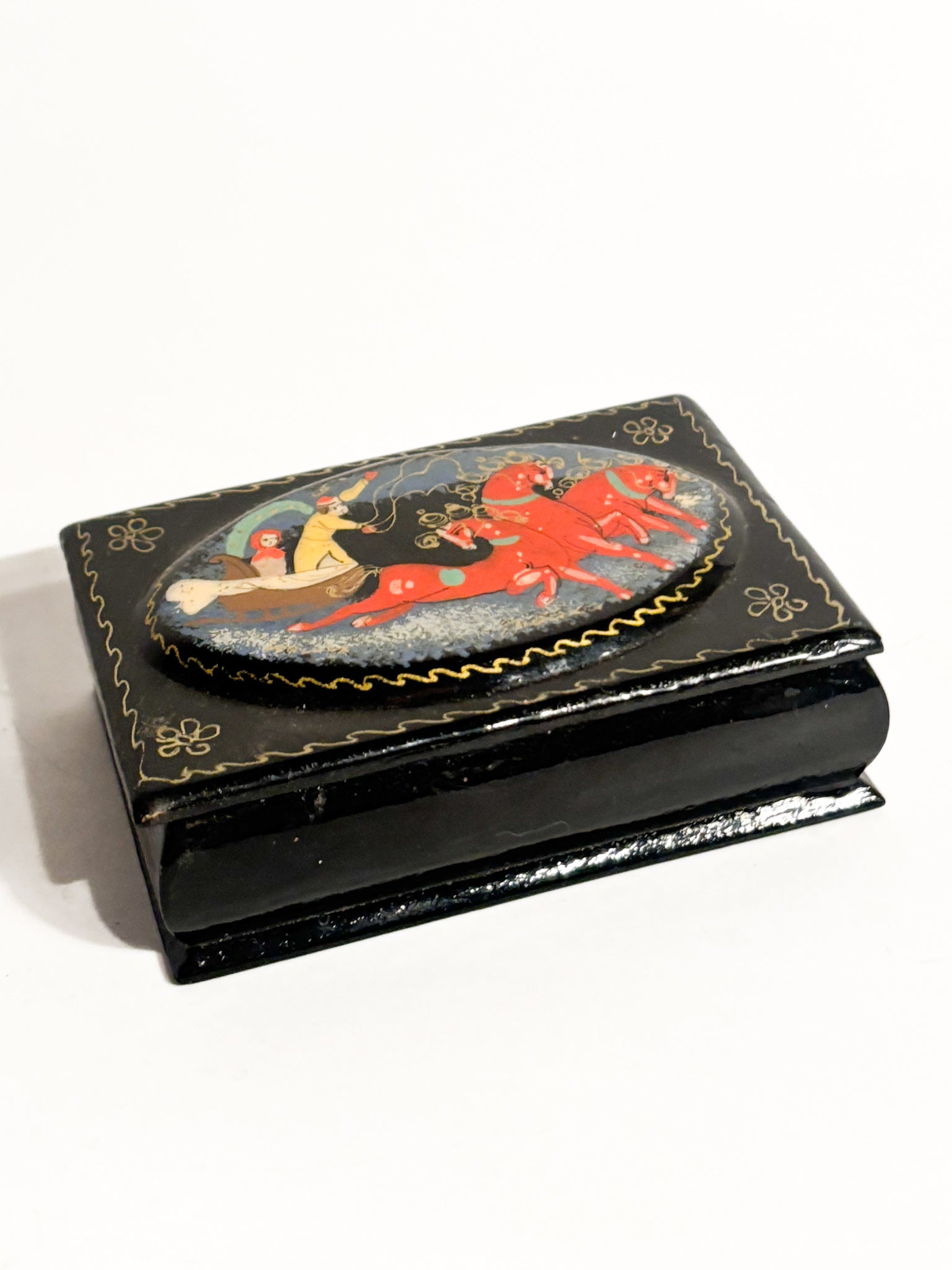 Scatola Russa Palekh in Cartapesta Laccata con Troika XX Secolo