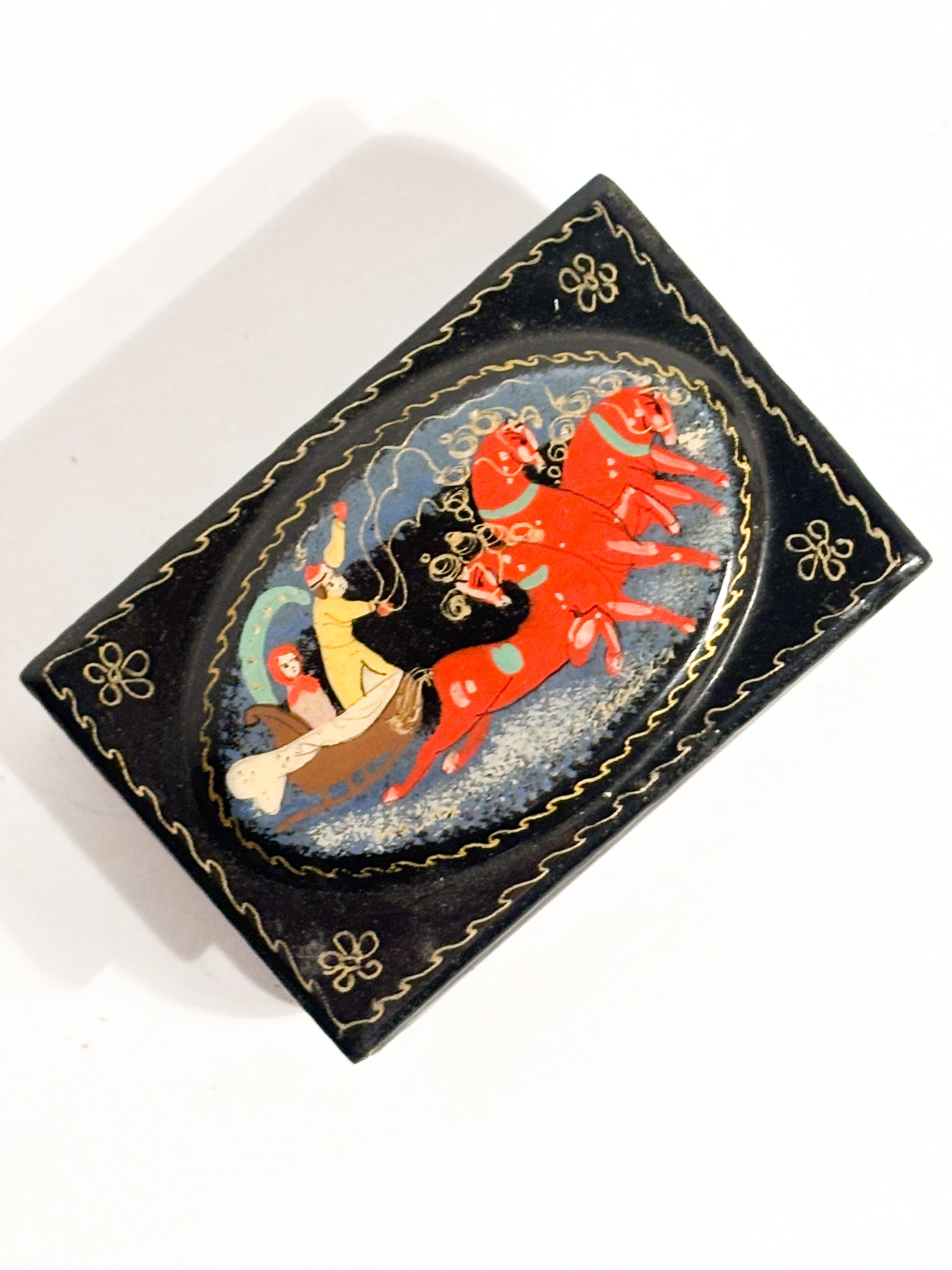 Scatola Russa Palekh in Cartapesta Laccata con Troika XX Secolo