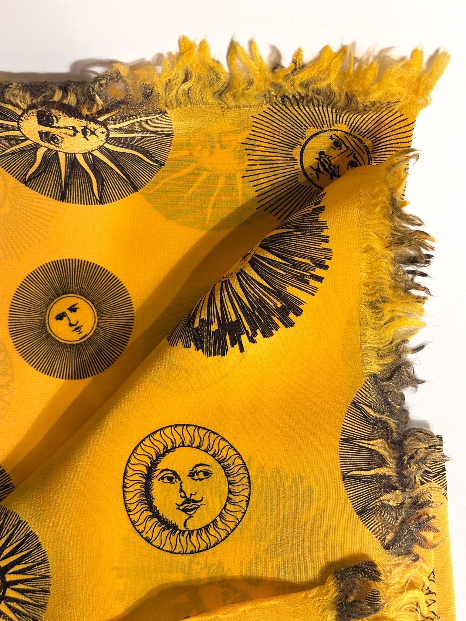 Sciarpa Foulard di Seta "Sole" di Piero Fornasetti Anni 80