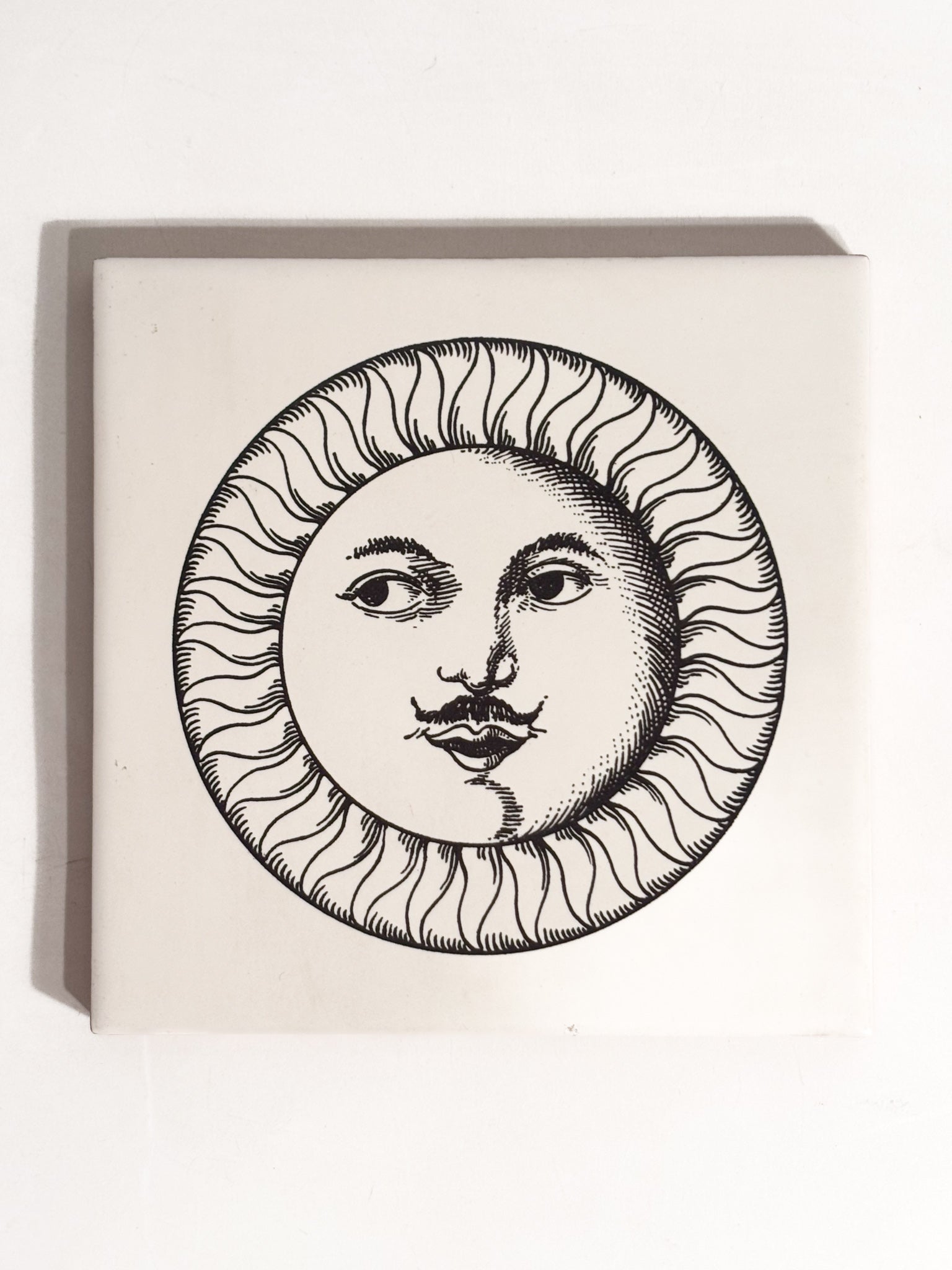 Set di  Piastrelle "Sole e Luna" di Fornasetti Anni 90