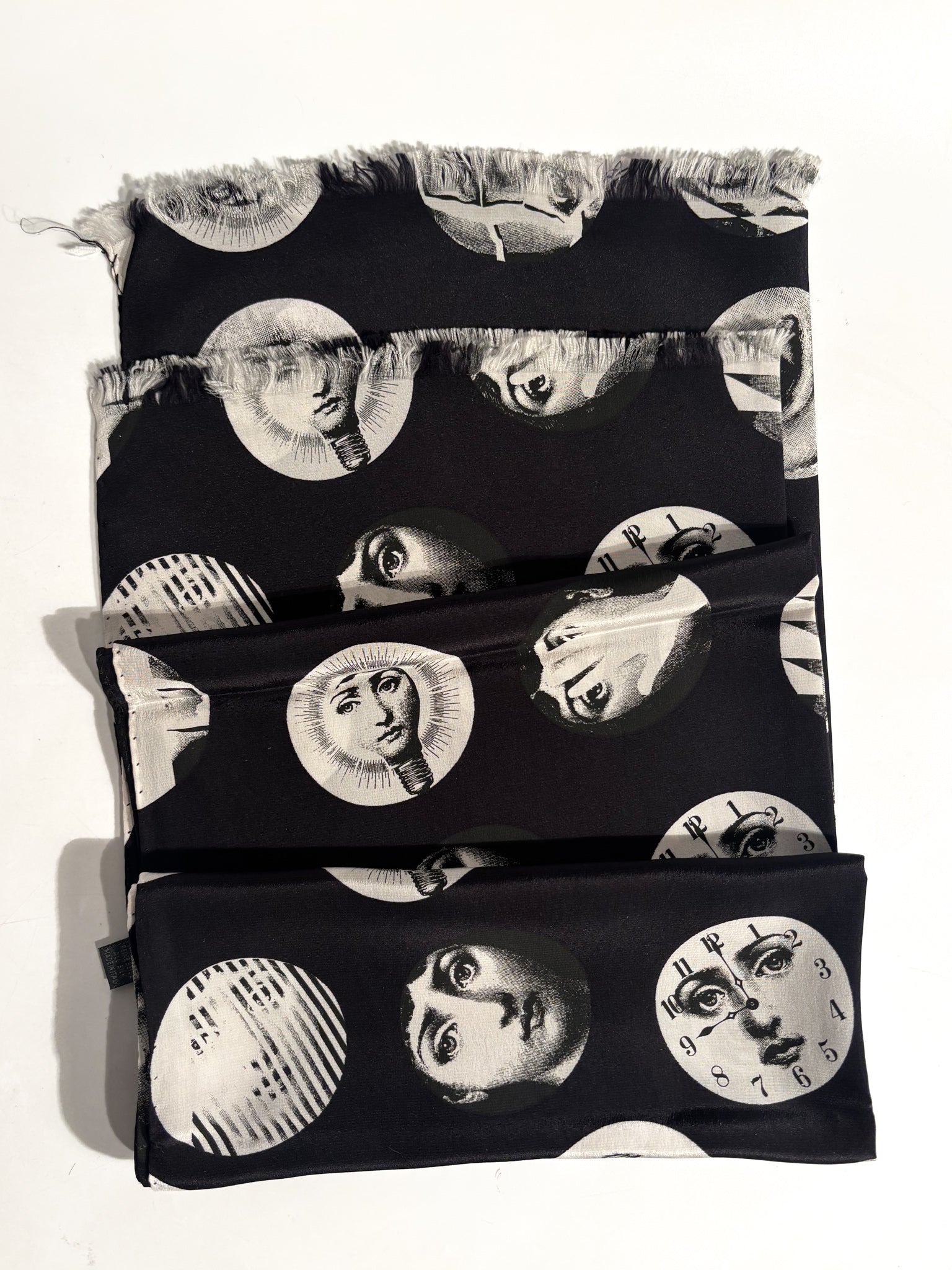 Sciarpa Foulard di Seta "Volti di Lina" di Piero Fornasetti Anni 80