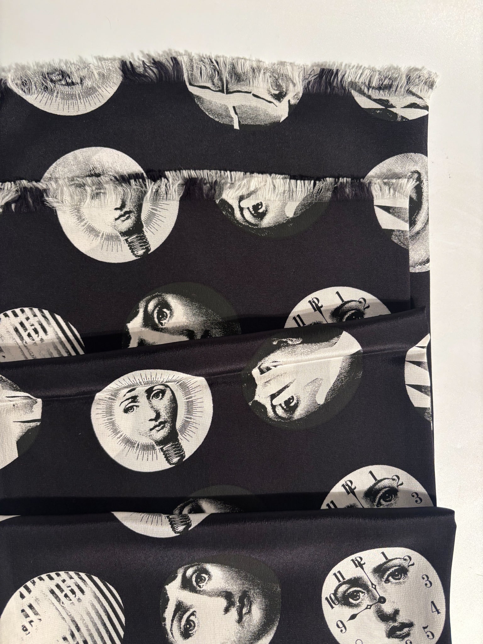 Sciarpa Foulard di Seta "Volti di Lina" di Piero Fornasetti Anni 80