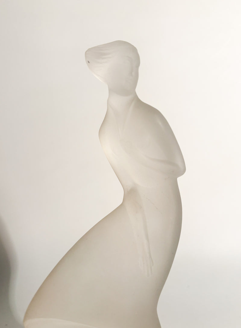 Statua Figurina di Dama del Vento in Cristallo di Lalique Anni 30