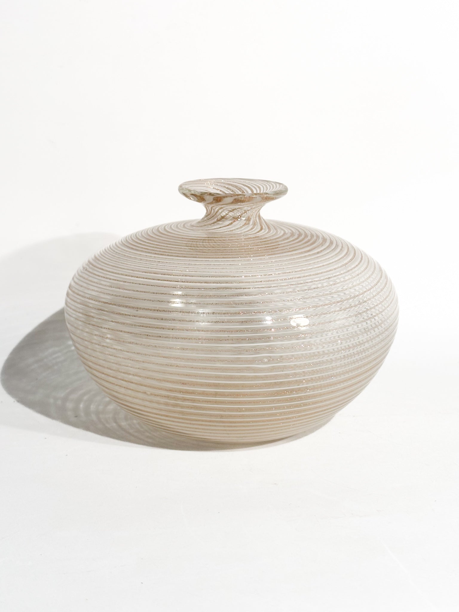 Vaso Monofiore in Vetro di Murano con Avventurina Lavorazione e Filigrana Anni 60