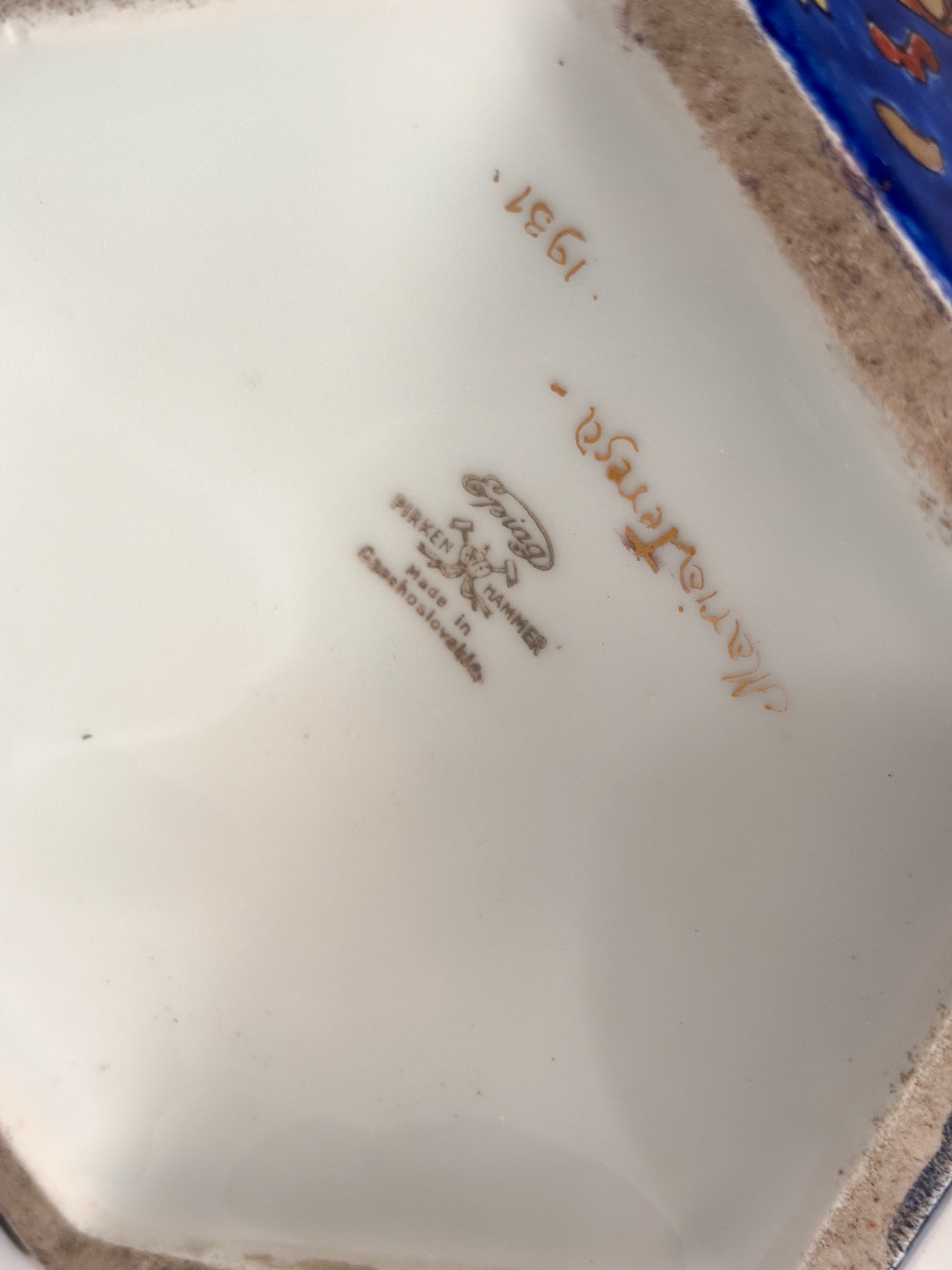 Vaso in Ceramica Ceco Slovacca con Anse e Motivi Floreali Anni 60