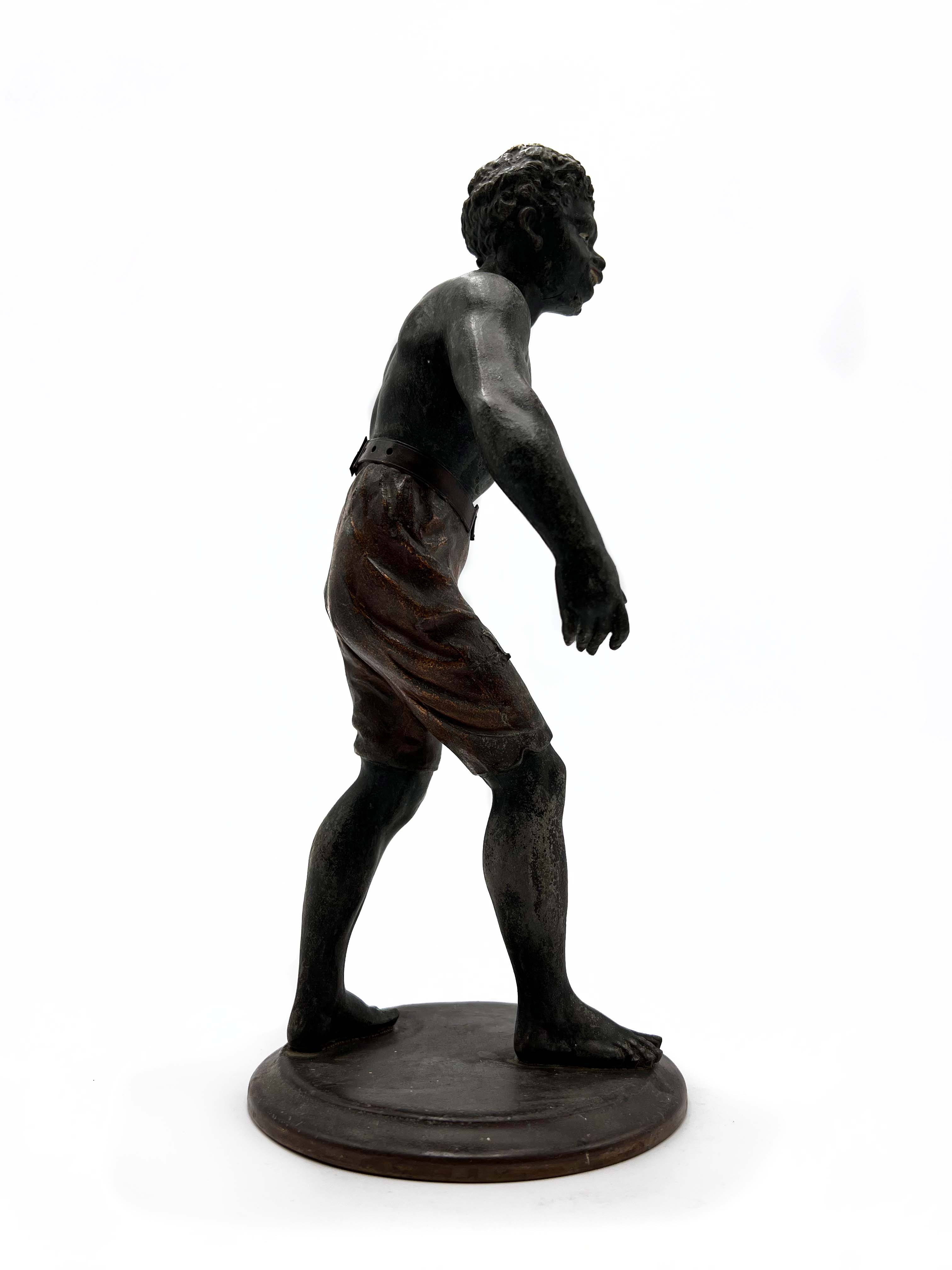 Scultura in Bronzo Raffigurante Africano Anni 30
