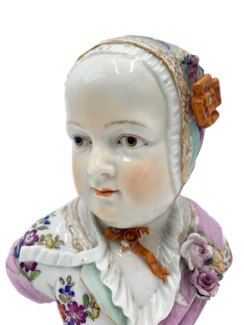 Sculpture of a little girl in French ceramic from the 1920s