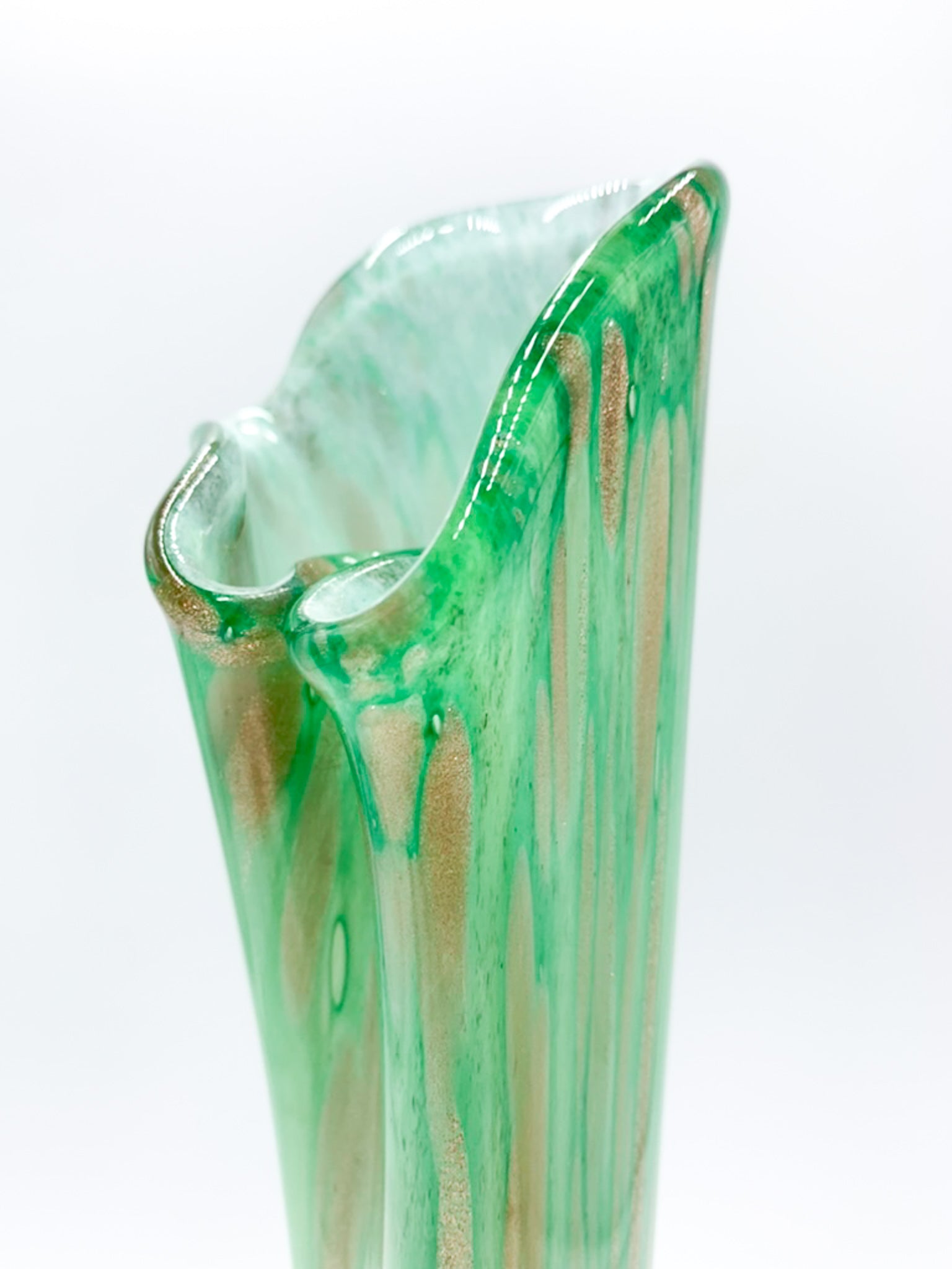 Vaso Monofiore in Vetro Francese Verde e Oro Anni 60