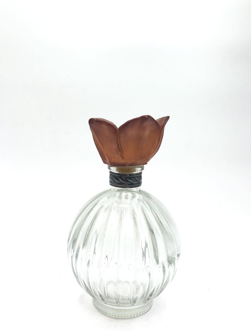 Glass perfume holder
