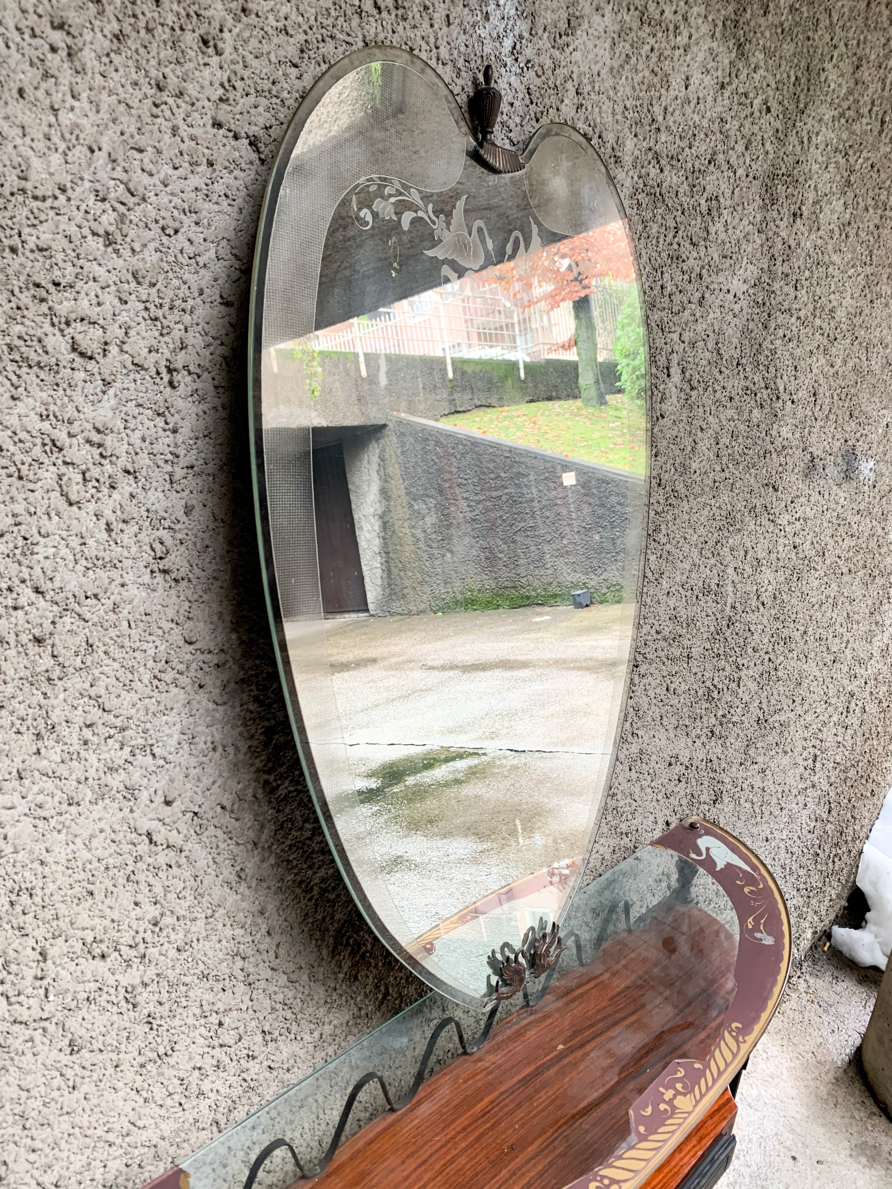 Console with mirror from the 1950s