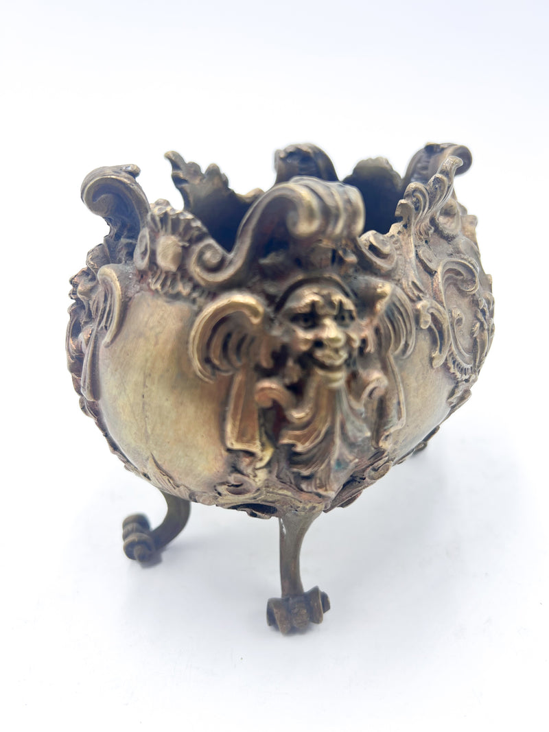 Bronze bowl by Antonio Pandiani from the 1800s