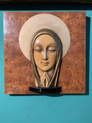 Scultura di Madonna in Ceramica su Legno Anni 70