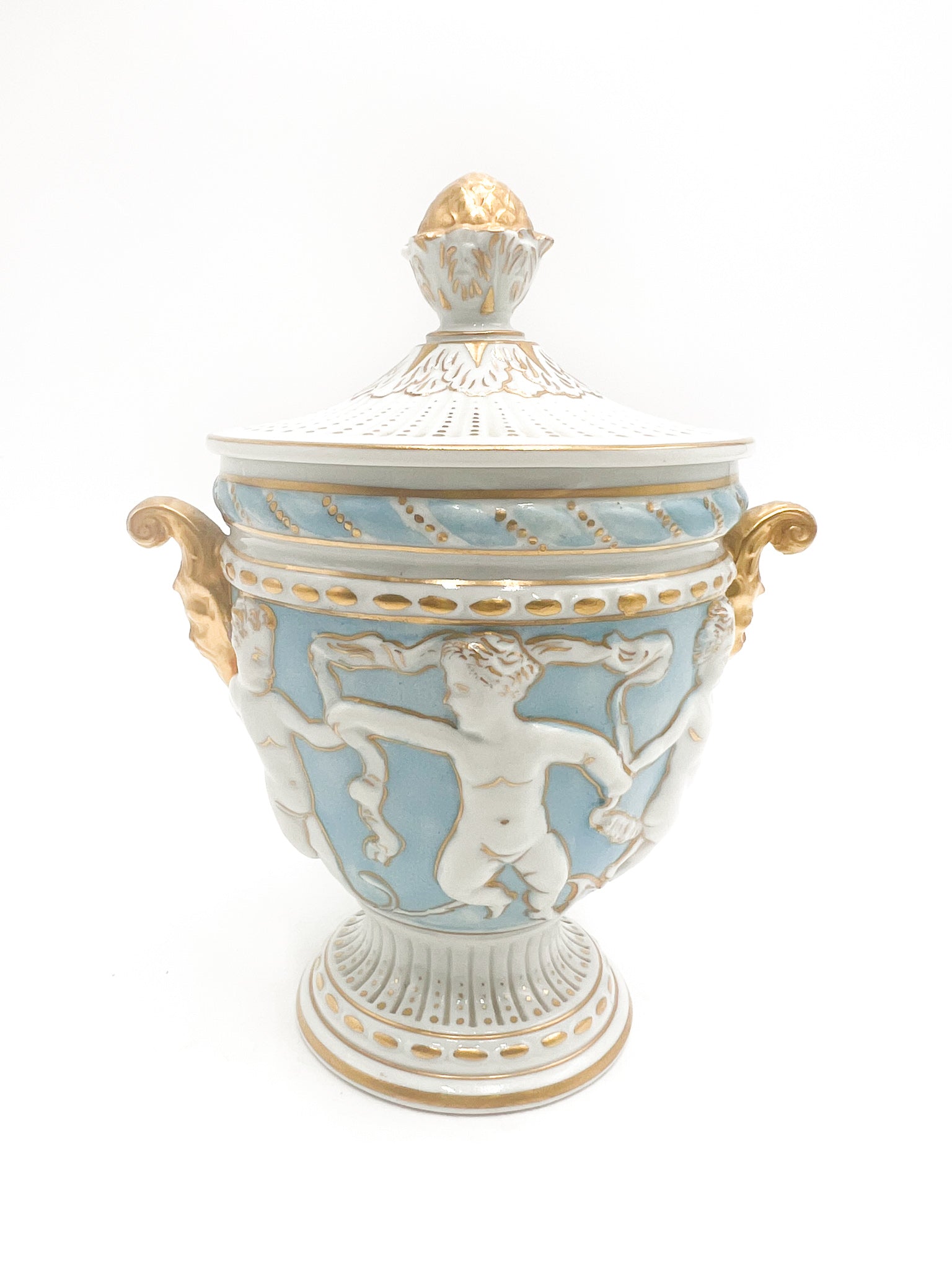 Potiche in Capodimonte Ceramic Sculpted in Relief from the 1950s