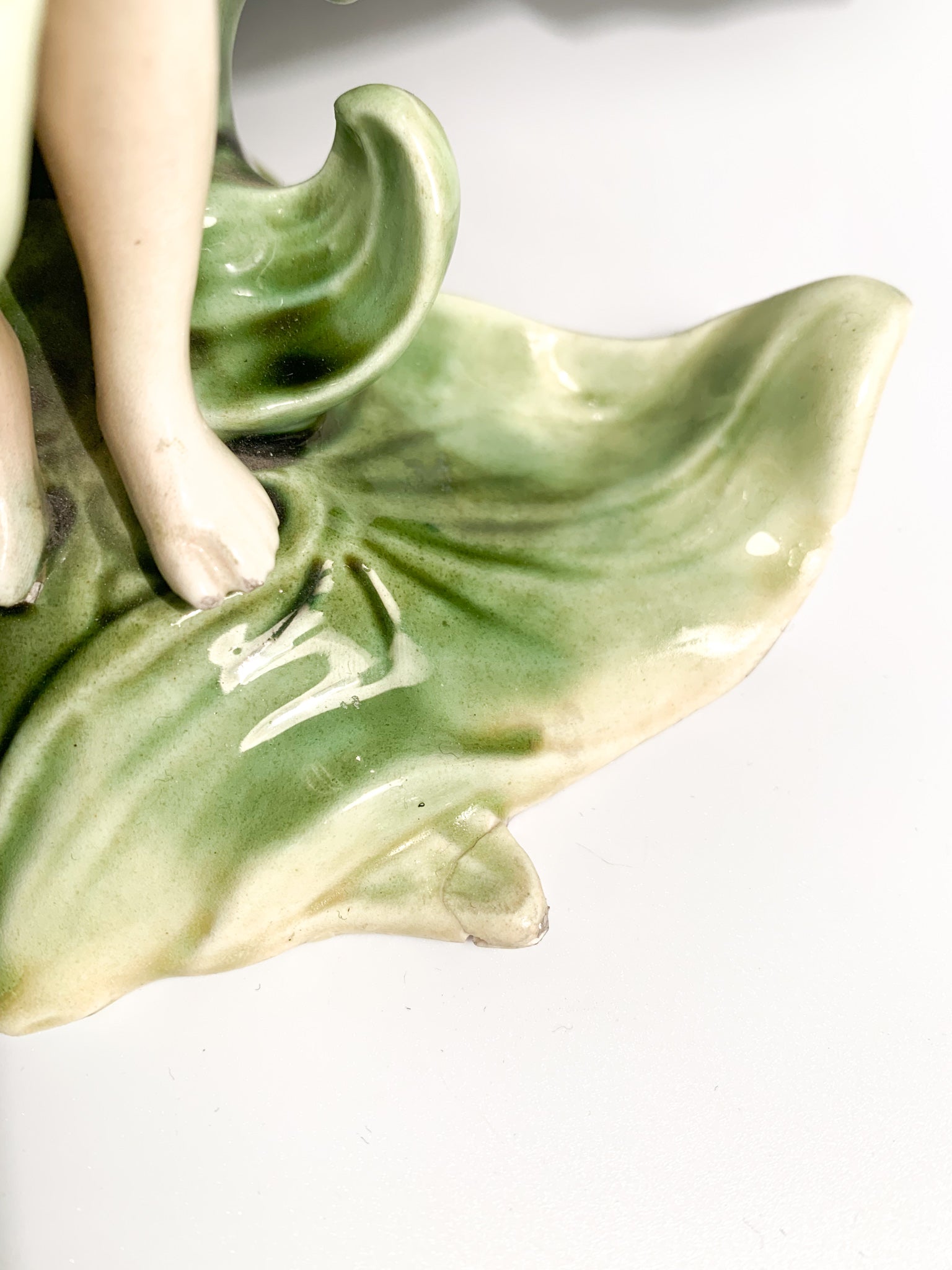 Scultura in Ceramica Francese di Dama Liberty con Portafiori Primi Novecento