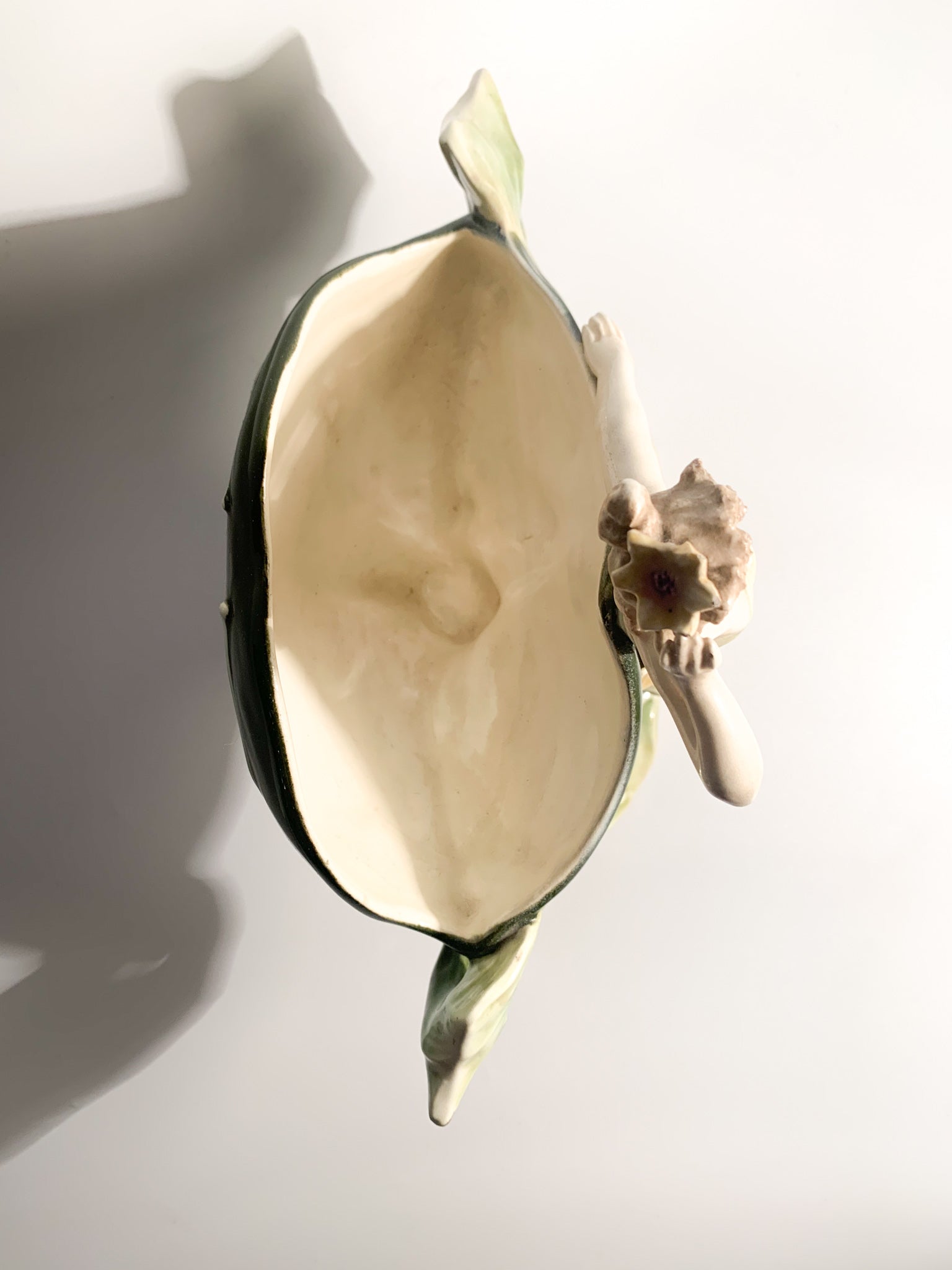 Scultura in Ceramica Francese di Dama Liberty con Portafiori Primi Novecento