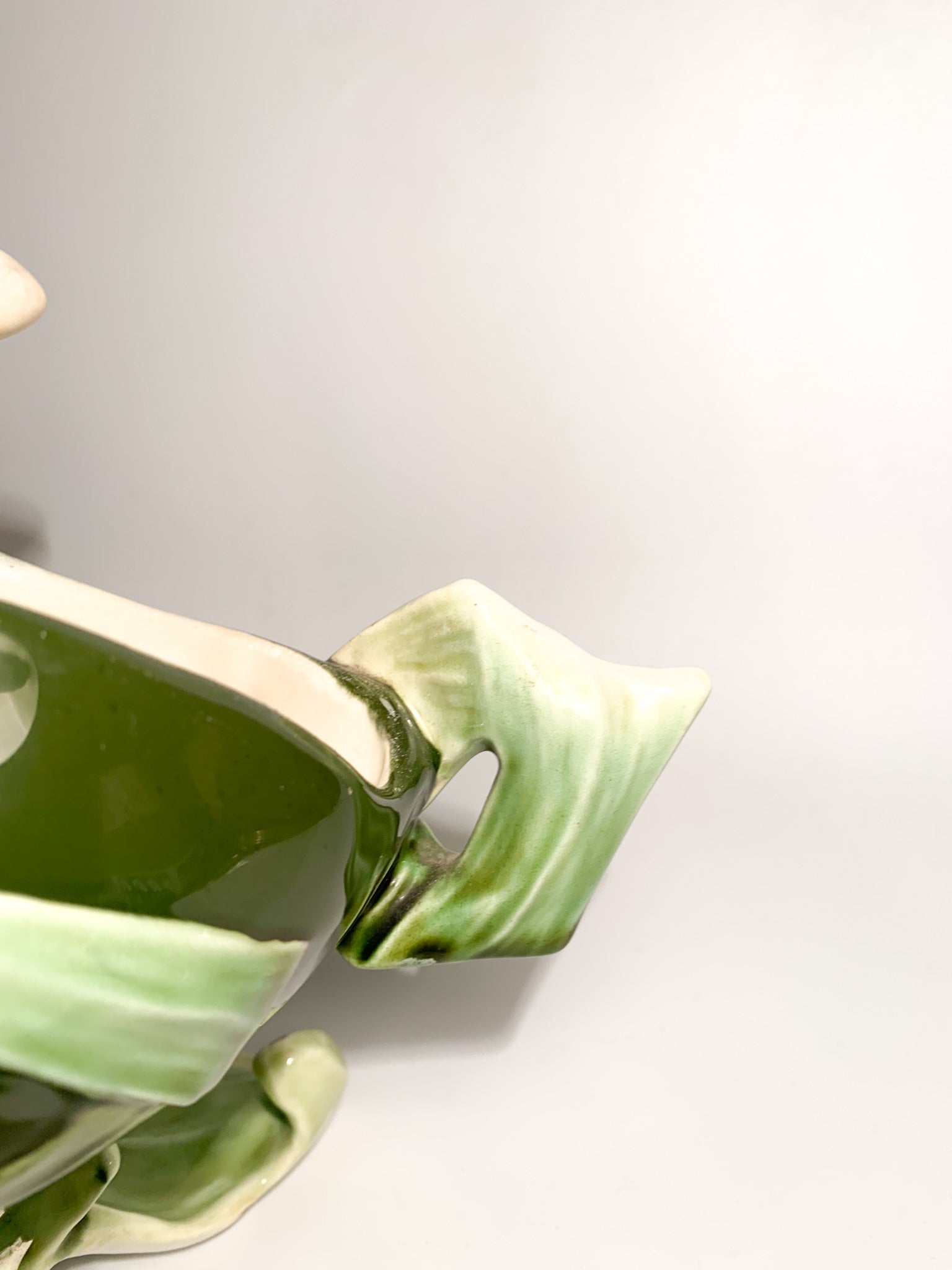 Scultura in Ceramica Francese di Dama Liberty con Portafiori Primi Novecento