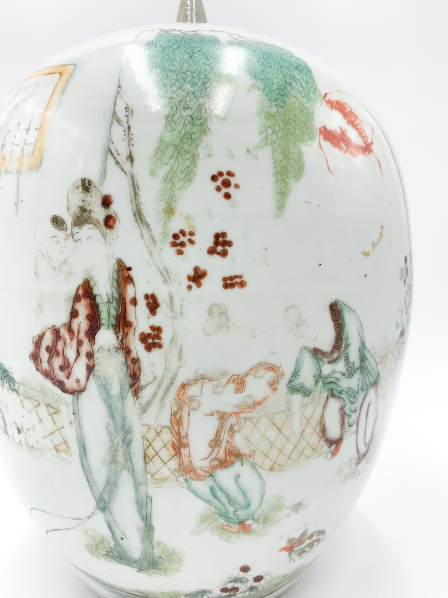 Vaso in Porcellana Cinese Dipinto a Mano dei Primi del Novecento