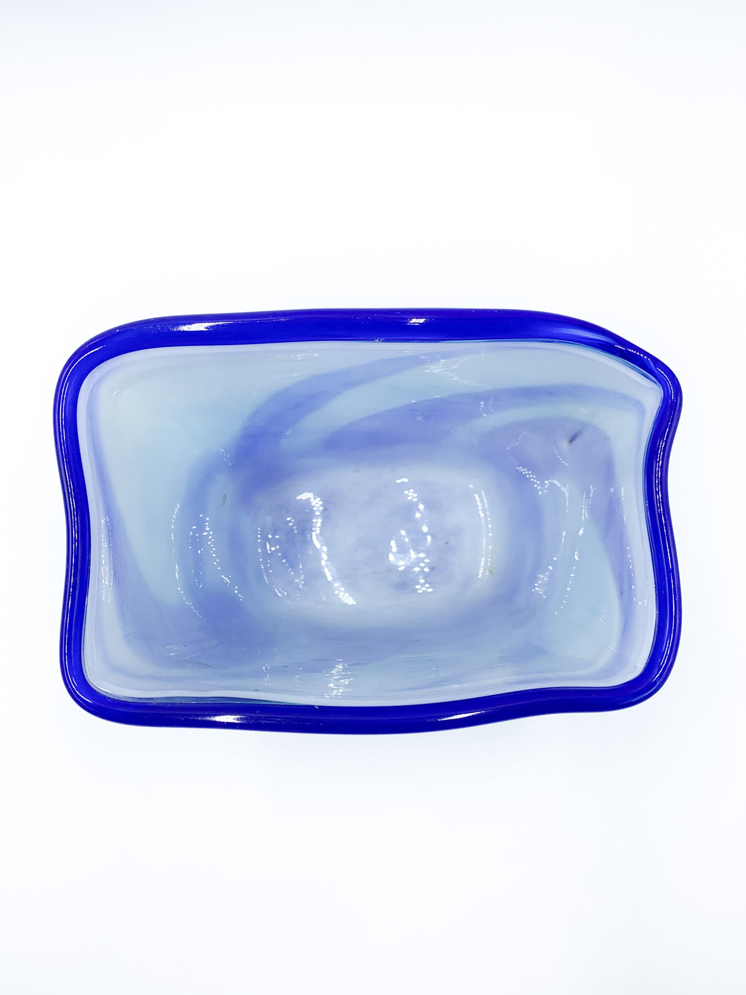 Vaso in Vetro Francese Blu e Azzurro Verrerie d'Art Au Village del 1995