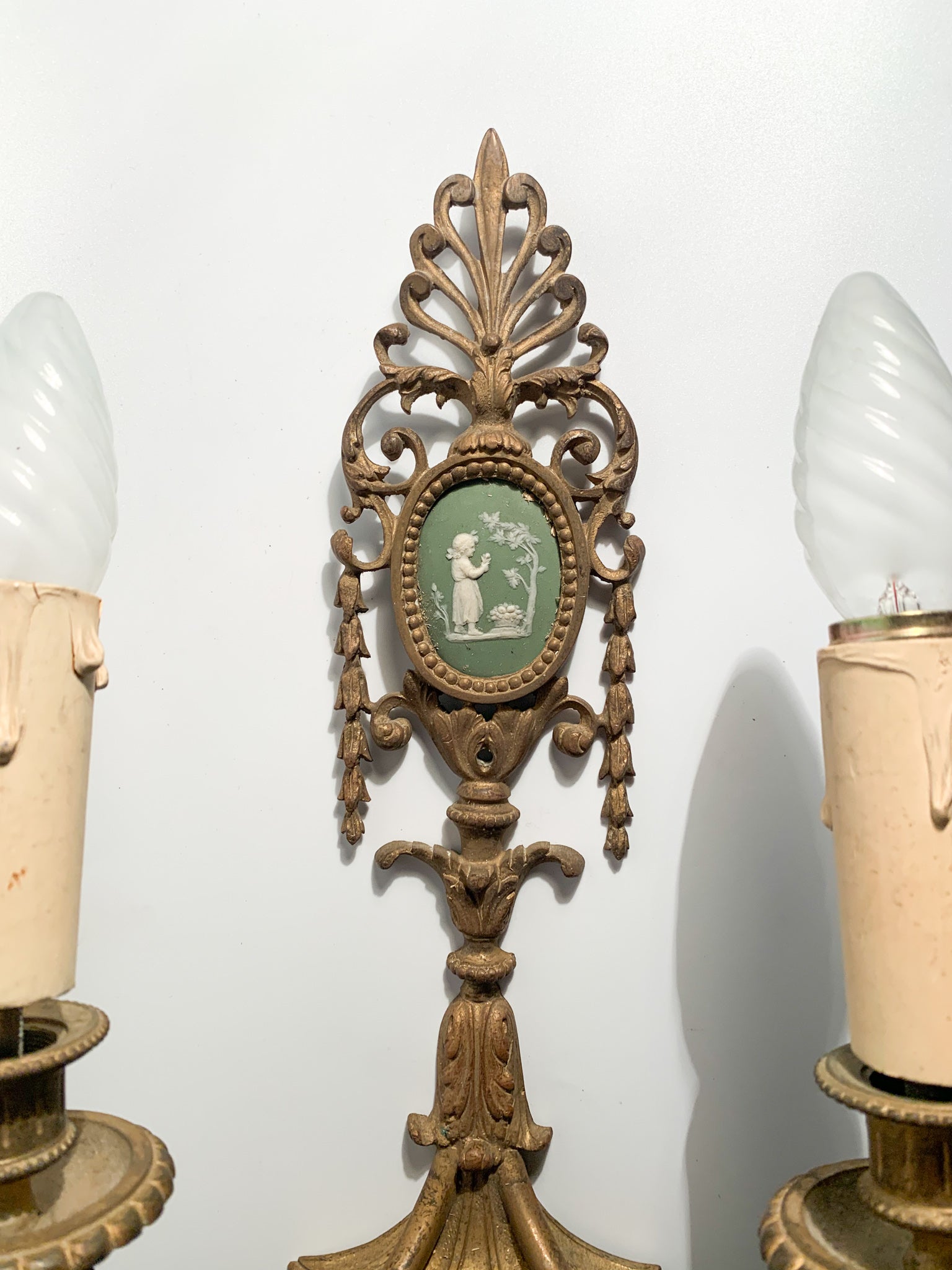 Coppia di Appliques in Bronzo e Camei del 1800