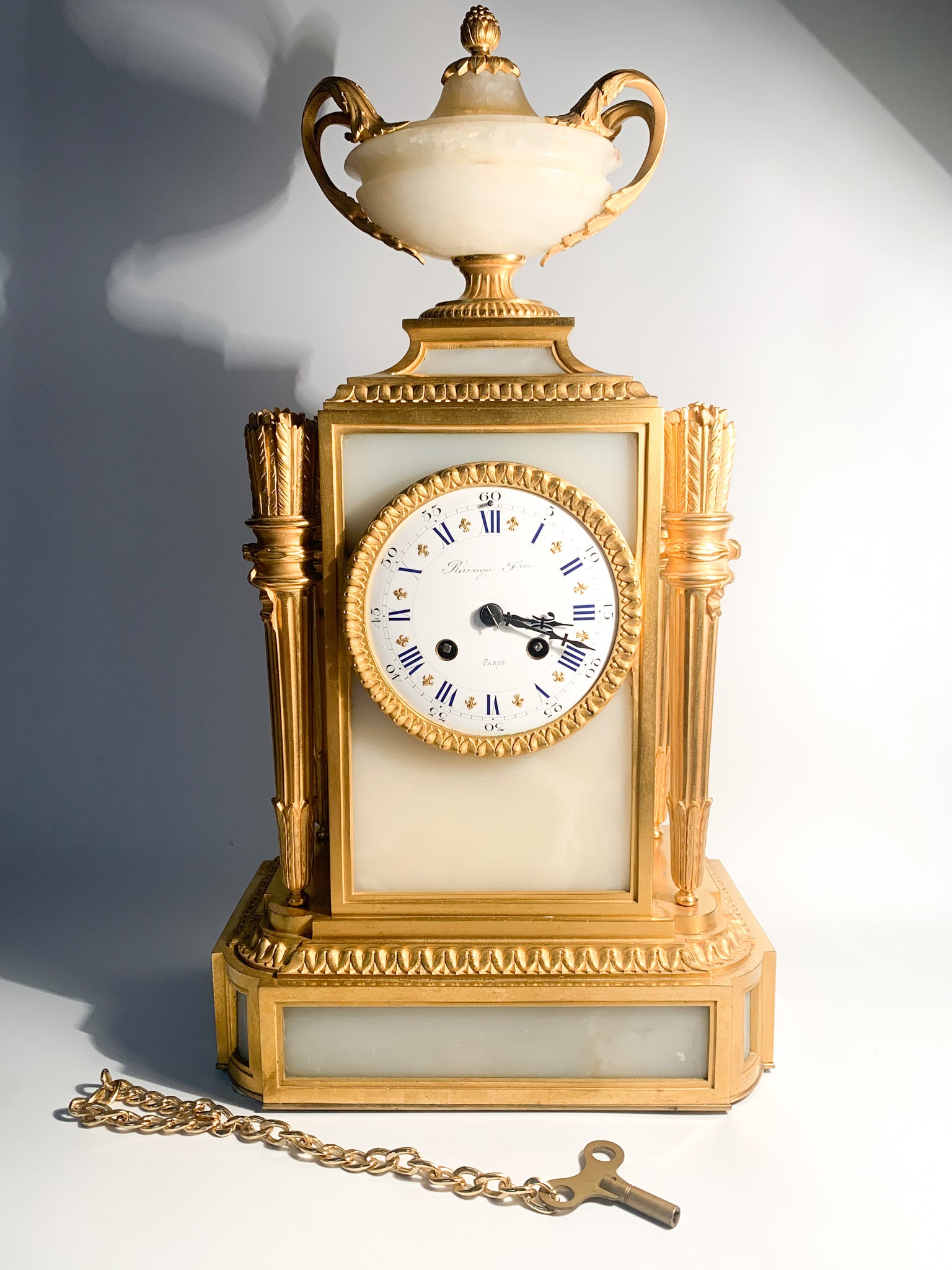 Raingo Frères Louis XVI Style Table Clock in Alabaster and Gilded Bronze from the 1800s