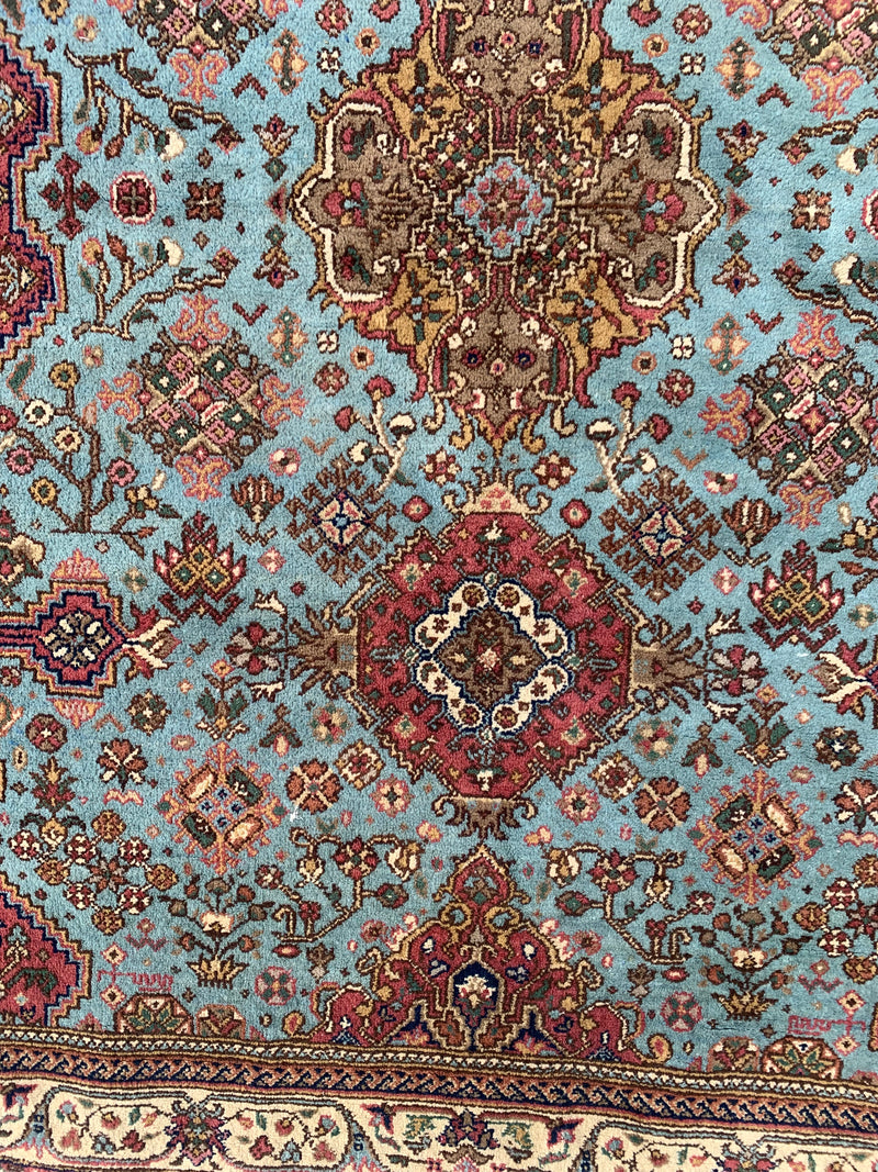 Romanian Gherla carpet from the 70s