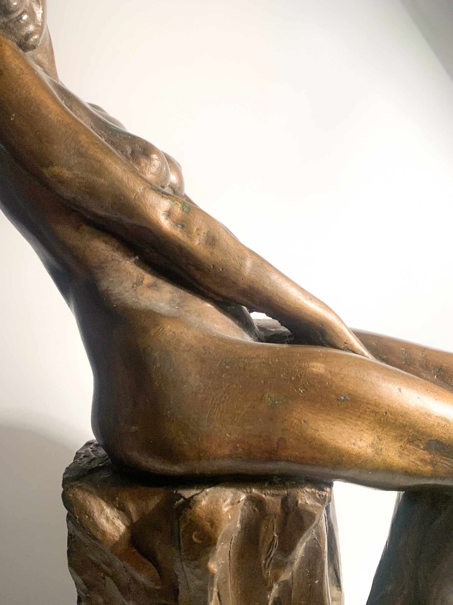 Scultura in Bronzo di Nudo di Donna di Aurelio Capsoni Primi Novecento