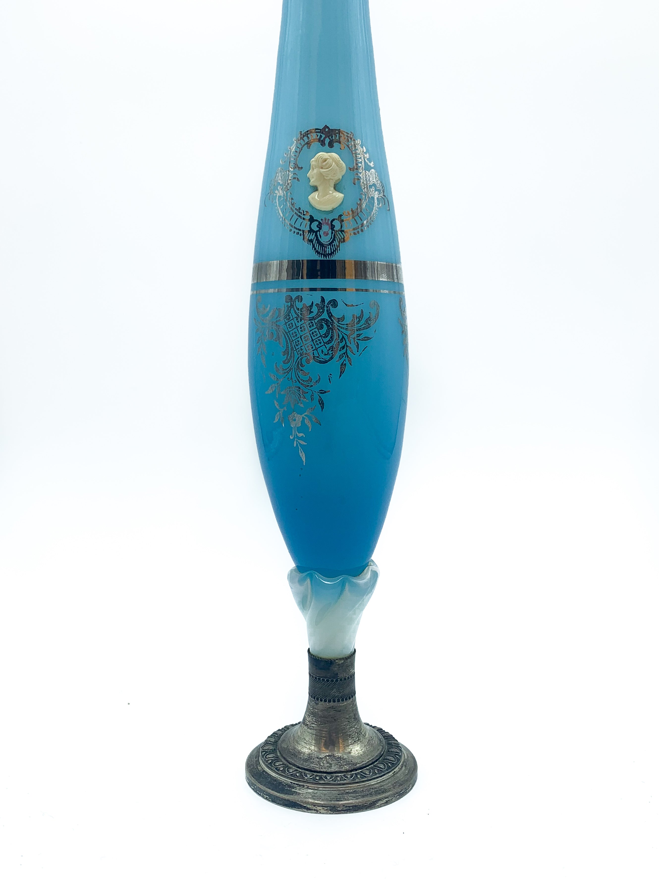 Vaso in Vetro Azzurro con Decorazioni e Cameo